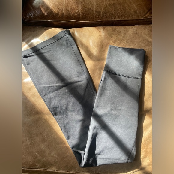 Lululemon Black Semi-Flared High-Rise Leggings with seam down the back - Picture 5 of 7